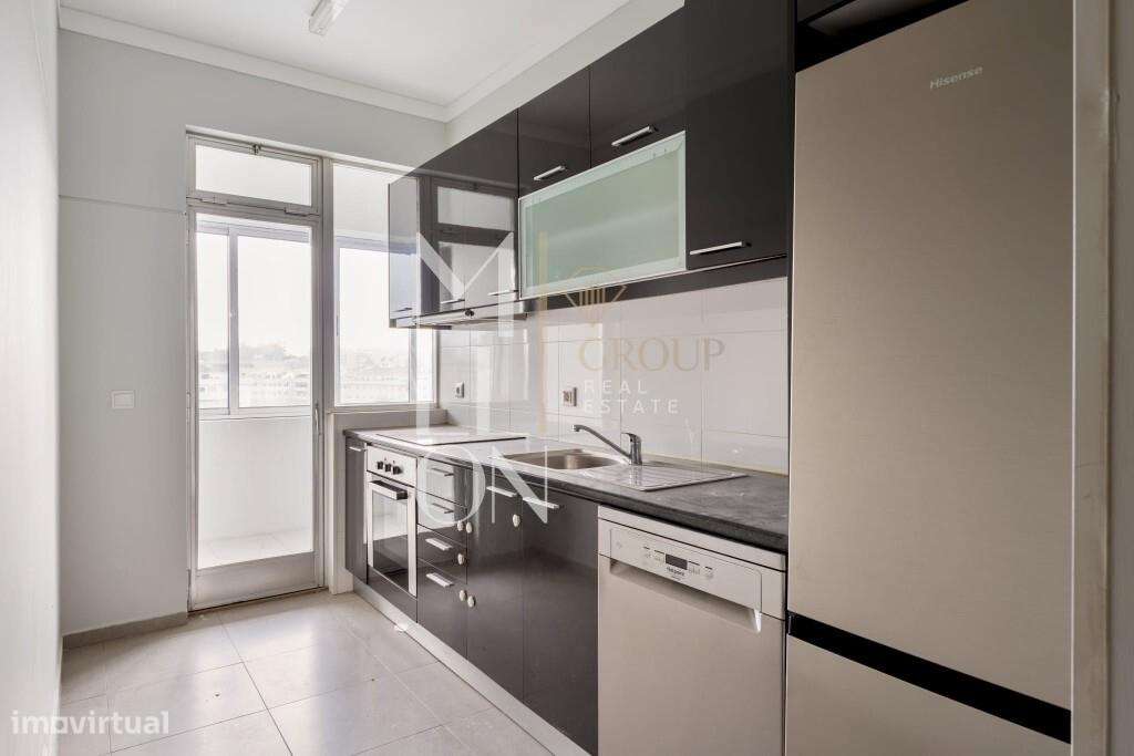 T3 Luminoso com Lugar de Garagem em Santa Marinha – Vila Nova de Gaia - Grande imagem: 4/16