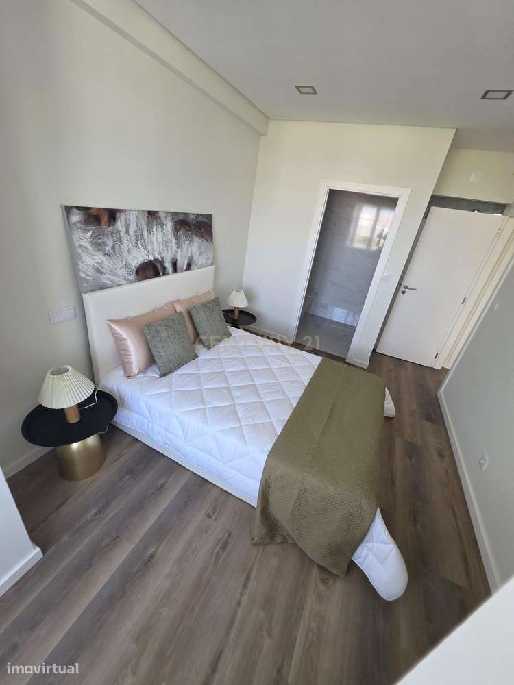 Apartamento T3 Novo em Benfica | varanda aberta | suite | 2 elevadores-21