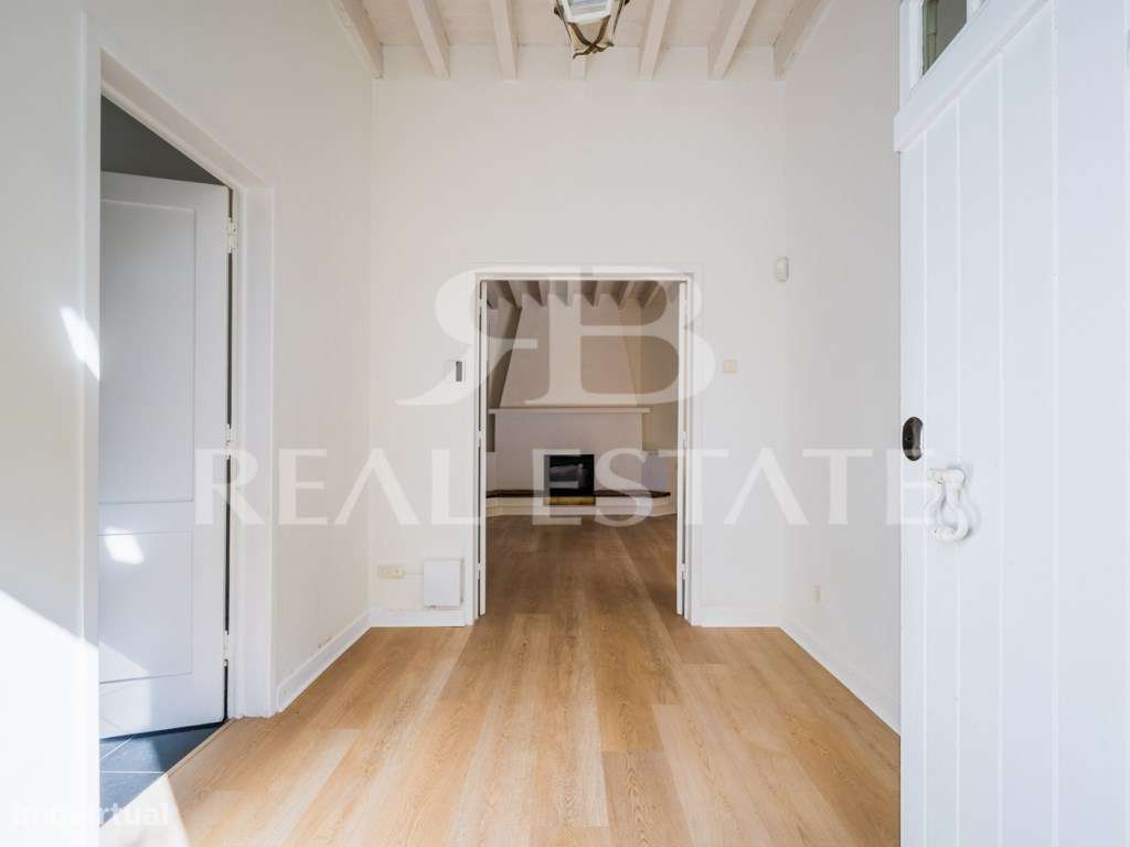 Moradia T4 tipo Chalet, com jardim, piscina e anexo T1 - Monte Esto...-8