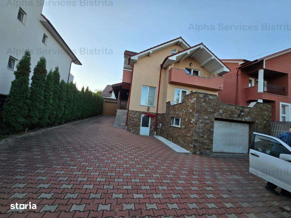 Vila spatioasa, construita in 2005 - Imagine principală: 1/15