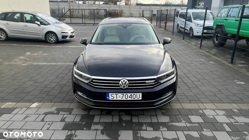 Volkswagen Passat 2.0 TDI Bi-Turbo BMT 4Mot Highline DSG - 2