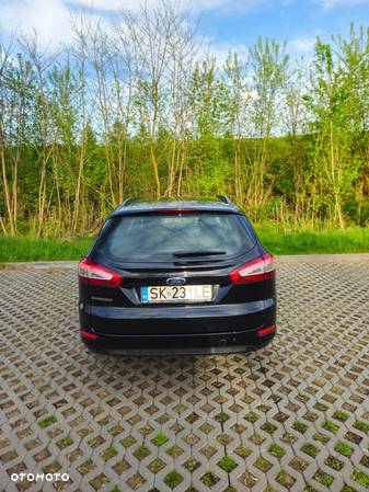 Ford Mondeo 2.0 TDCi Ambiente - 8