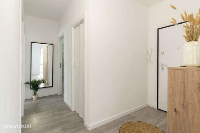 T2 renovado na R José Luciano Carvalho - Grande imagem: 4/8