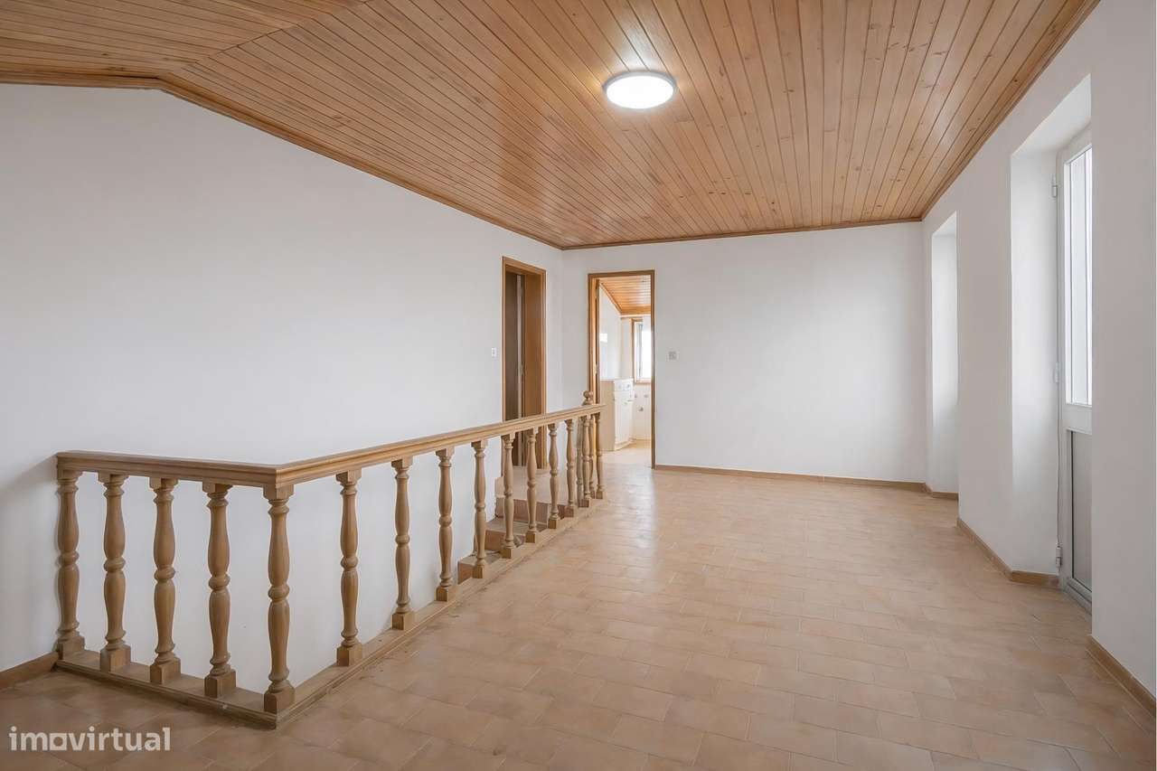 Moradia T8 na Póvoa do Varzim | Oportunidade de Investimento com...-15