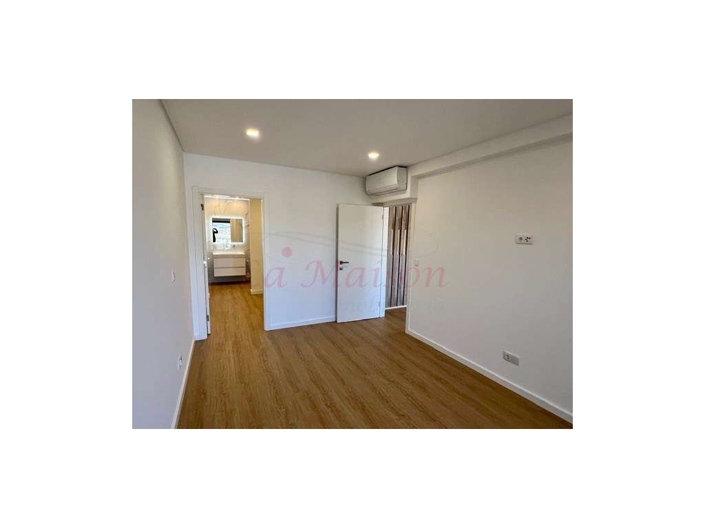 Moradia V5 no centro de Loures-42