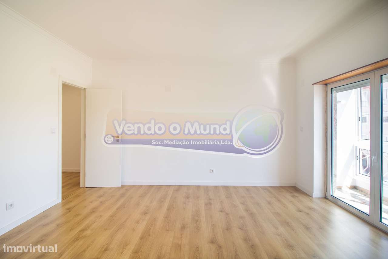 Apartamento T3 em Sintra (LXSIN024)-16