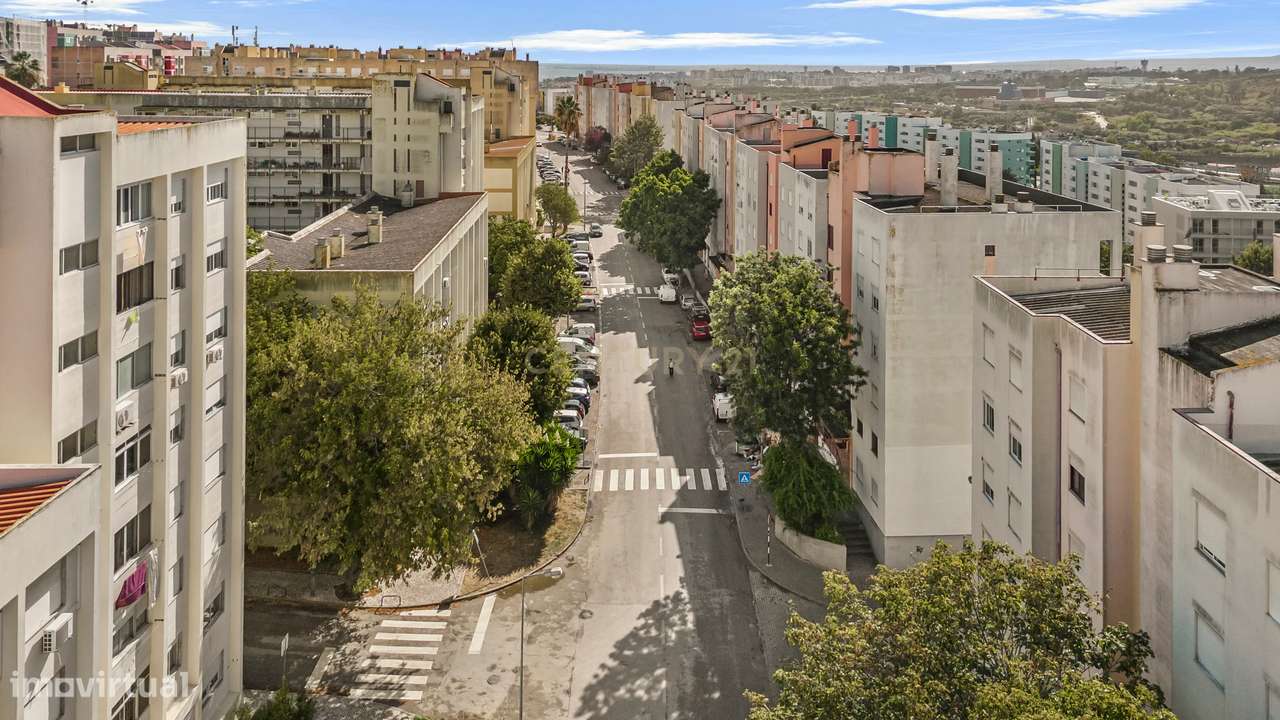 Apartamento T3 com parqueamento privativo (Monte da Caparica)-33