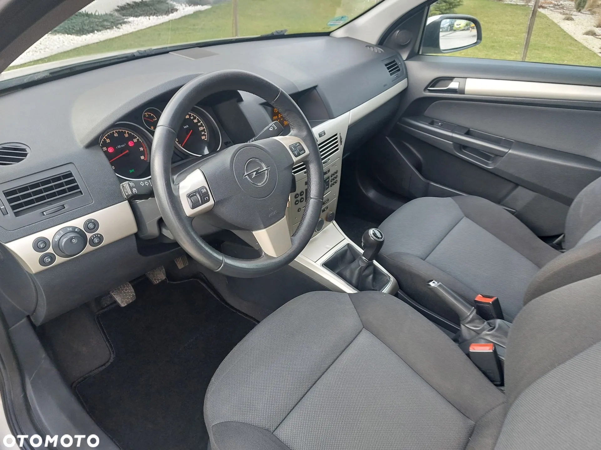 Opel Astra III 1.6 Elegance - 35