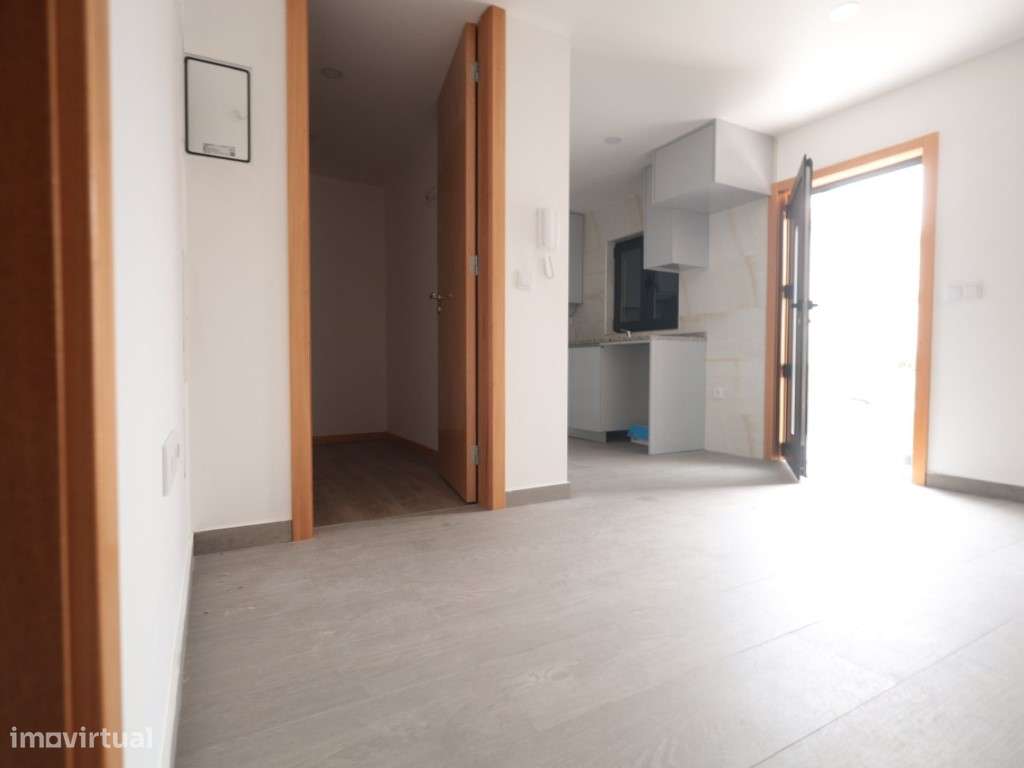 Andar Moradia - T1+1 - Grande imagem: 4/8