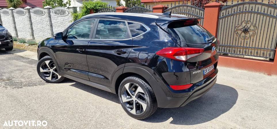 Hyundai Tucson blue 1.7 CRDi 2WD Passion Plus - 9