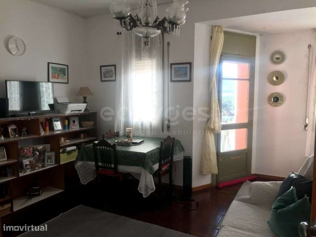 Apartamento T3 em Beja, localizado junto à Escola D. Manuel I - Grande imagem: 3/12