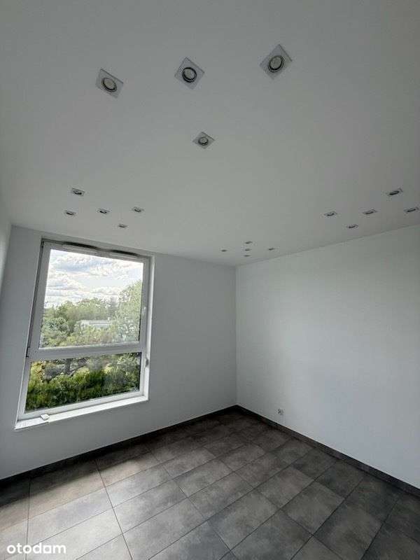 Nowy Budynek Biurowo-Usługowy Smarter + Parking-1