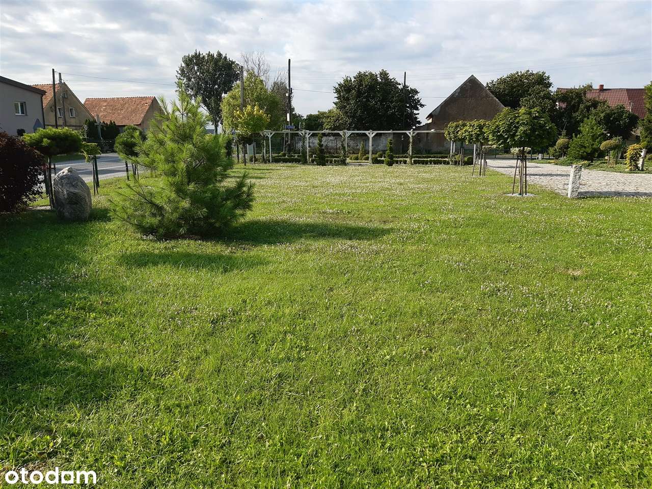 Suchy Dwór - pięknie zagospodarowana działka z pozwoleniem na budowę-3