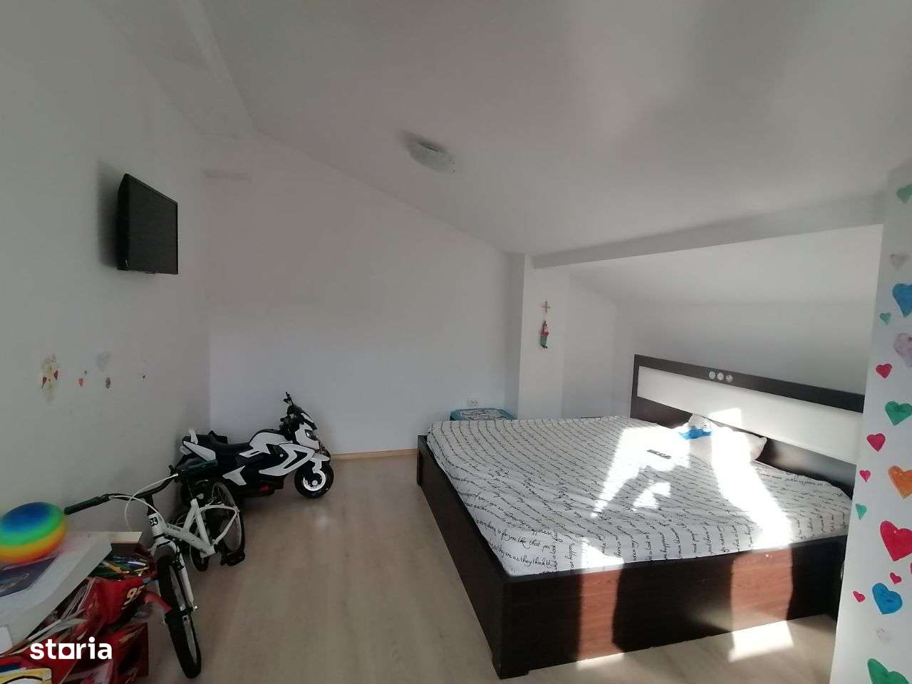 Apartament 3 camere Bd. T. Vladimirescu constructie 2009-8