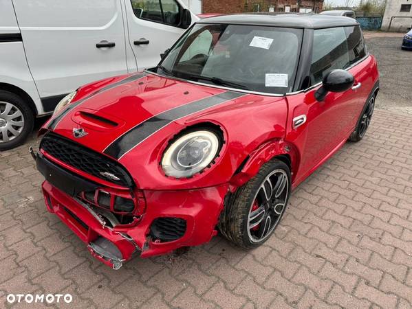 MINI John Cooper Works - 5