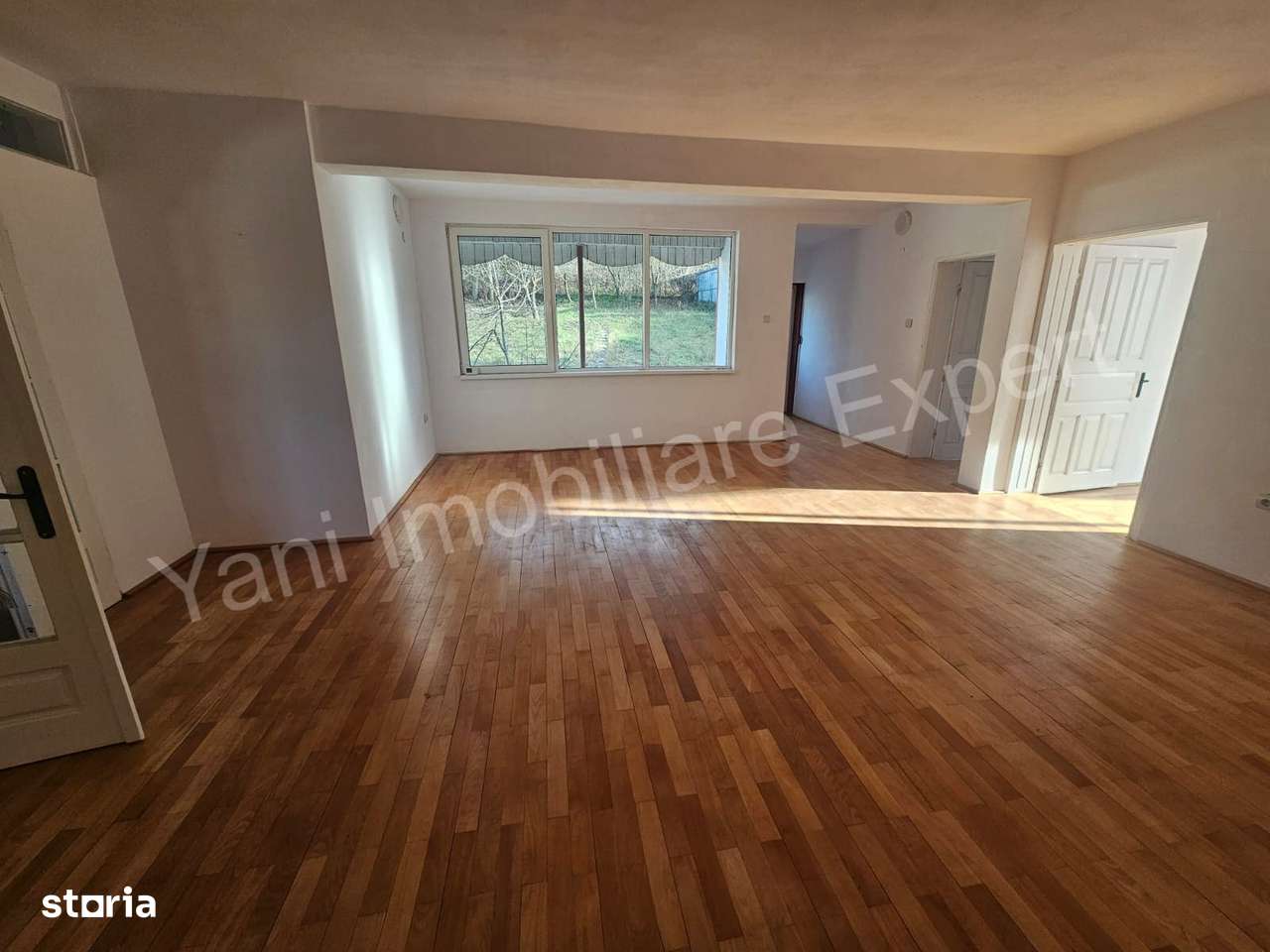 Casă de închiriat în Curtea de Argeș. - Imagine principală: 5/20