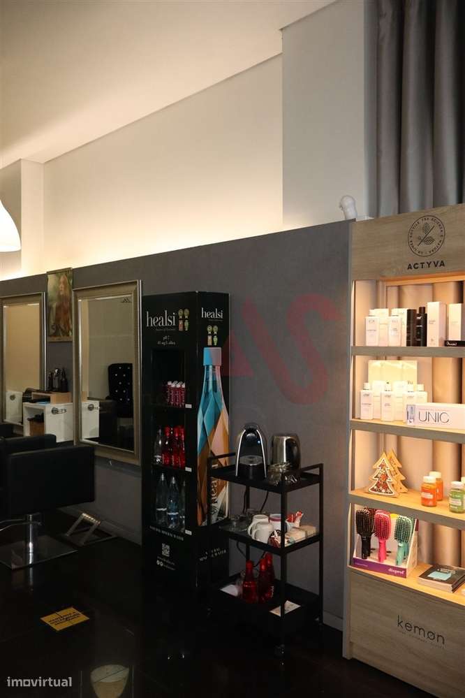 💈 Trespasse de Cabeleireiro Pronto a Operar no Centro de Vizel - Grande imagem: 5/11