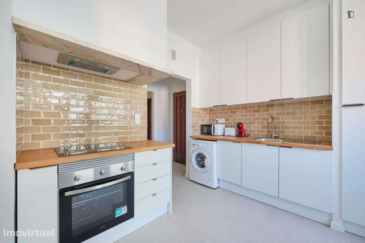 Quarto - localizado em Alvalade Lisbon - Grande imagem: 4/20