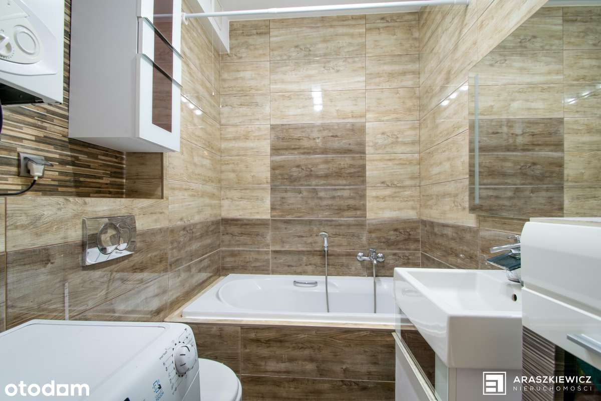 USTAWNE 2-pokojowe M z balkonem i miejscem parkingowym z 2016 r.!-10