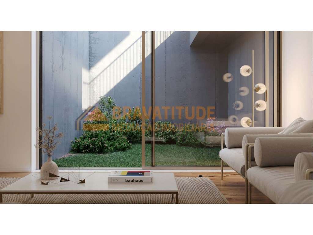 Moradia T3 Miramar - Grande imagem: 1/7