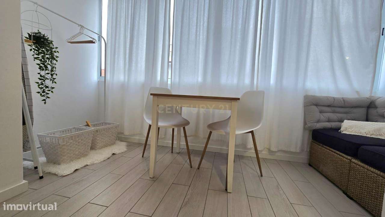 Apartamento T0 totalmente renovado em portimão.-9