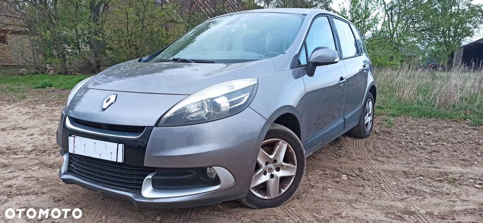 Renault Scenic - 1