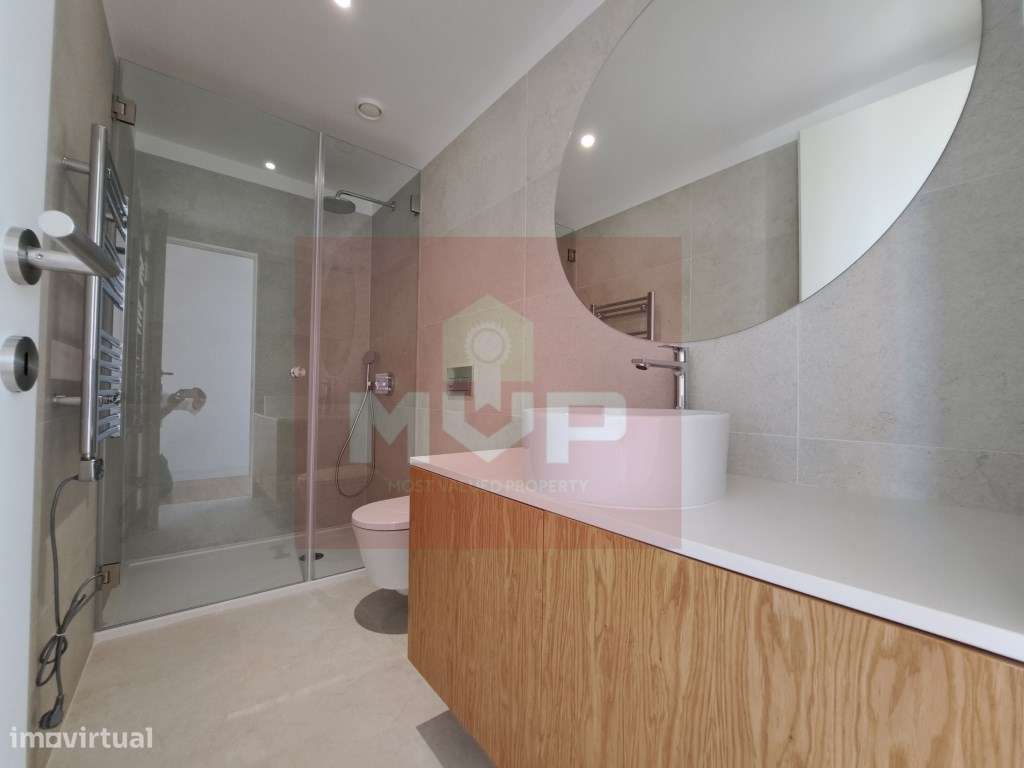 Moradia V3 com piscina e garagem em Vilamoura-27