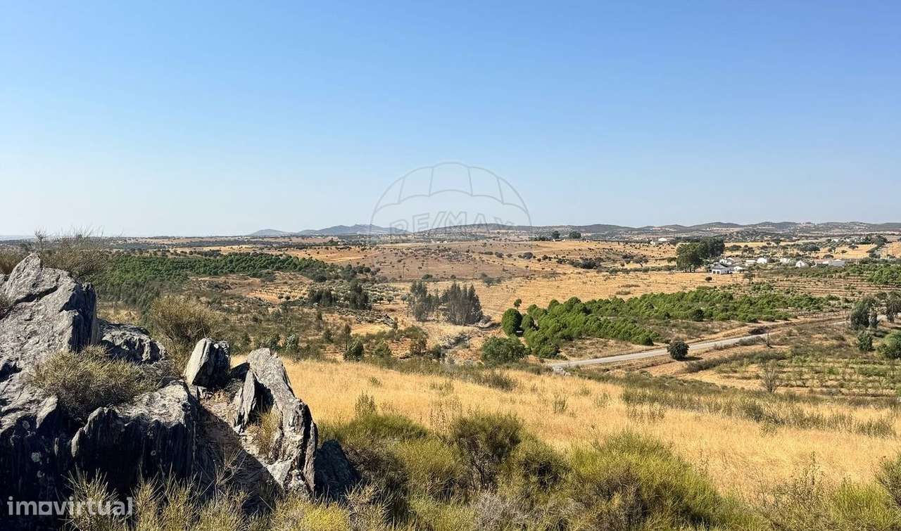 Terreno  para venda - Grande imagem: 2/3