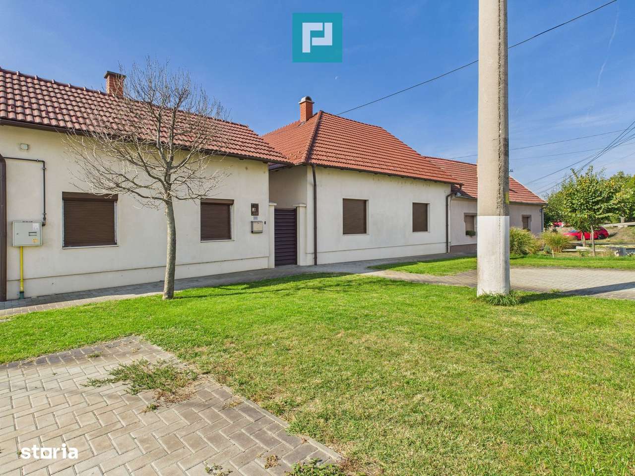 Casă modernă cu 2 corpuri, 5 camere în Pecica-1