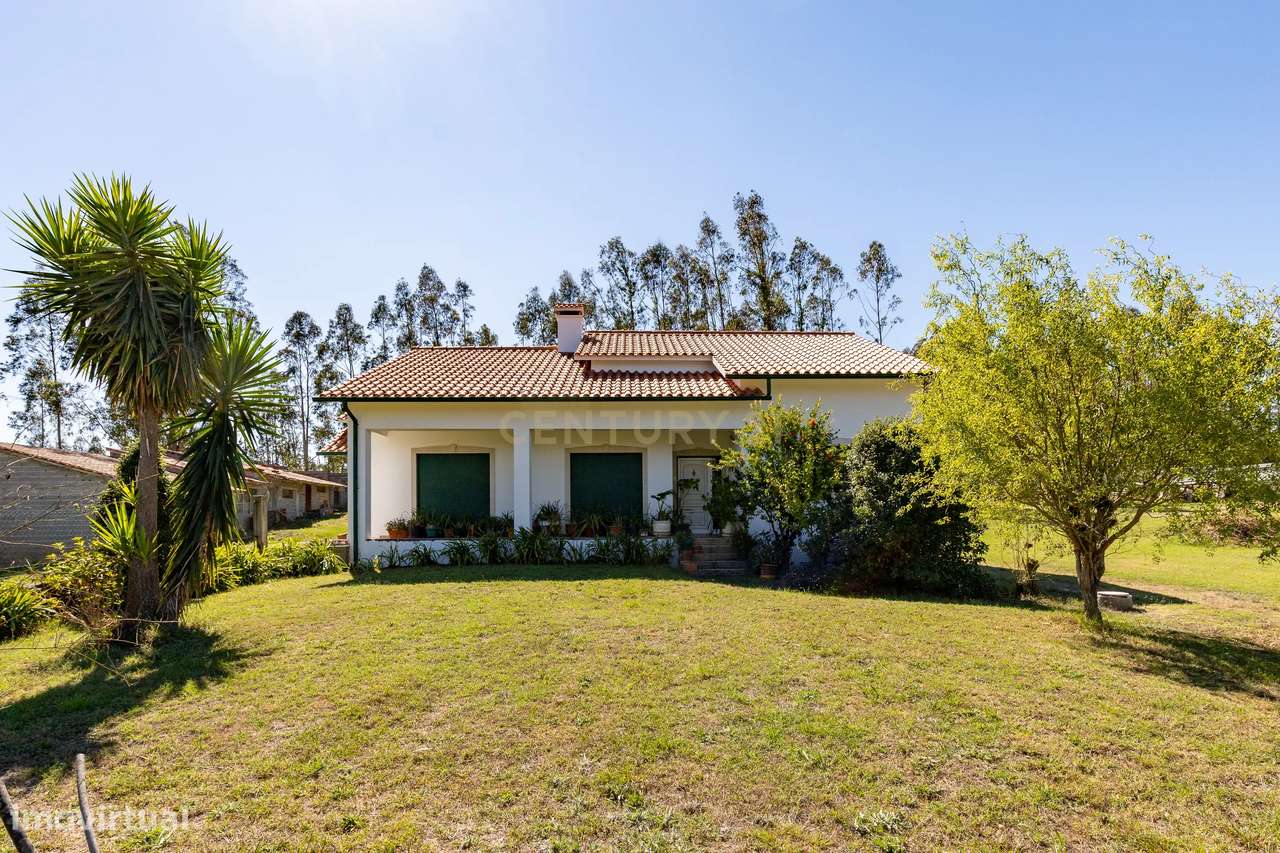 Casa T3 com Vista Panorâmica em Pombal, Leiria-0