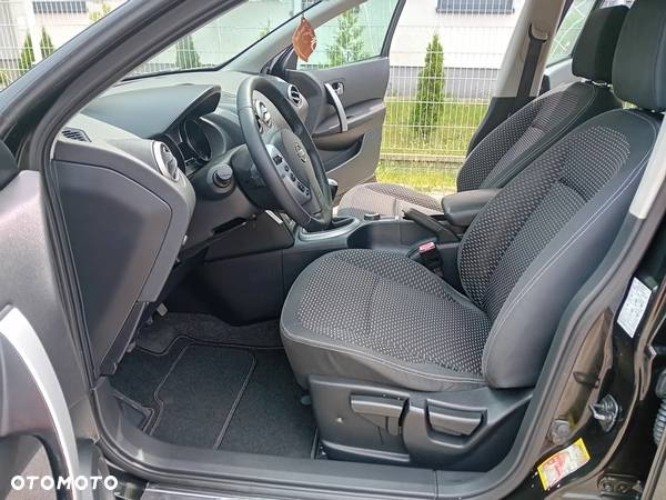 Nissan Qashqai 2.0 4x4 Acenta - 12