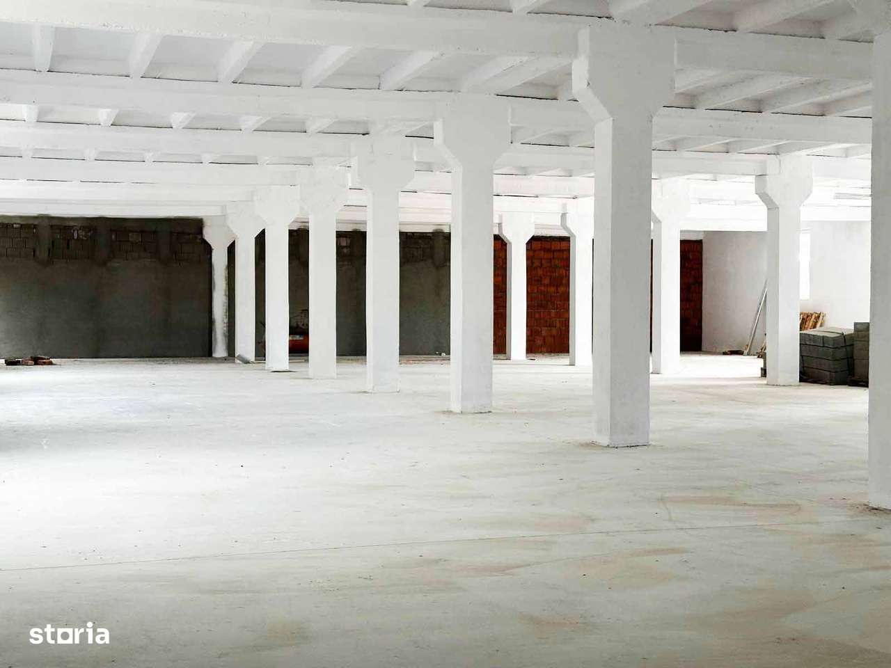 DE ÎNCHIRIAT: Hală industriala 1.000 mp Arad – etaj, acces auto și TIR - Imagine principală: 2/4