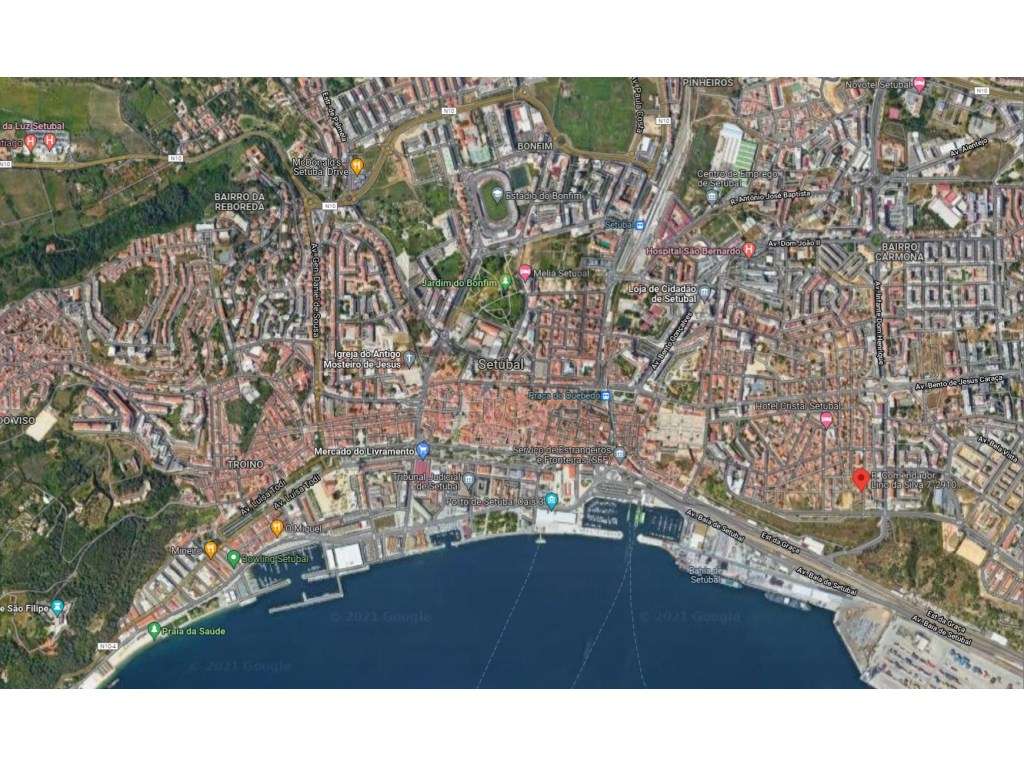 Apartamento T2, com varanda e arrecadação, Setúbal-21