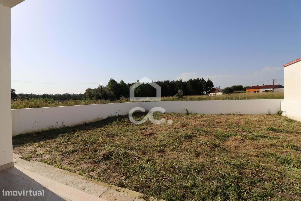 Moradia T3 nova em Arazede-17
