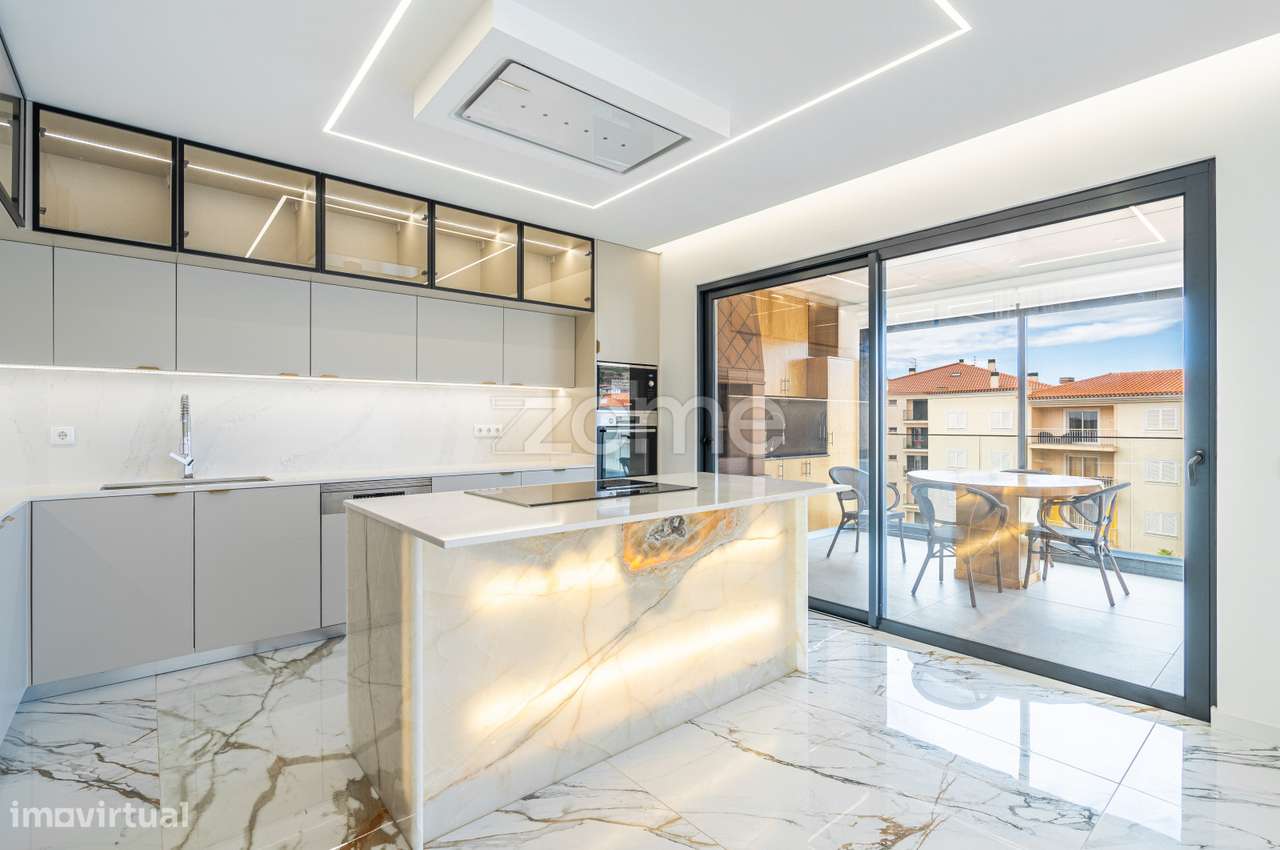 Apartamento T3 Penthouse com Vista Mar e Cidade no Caniço-5