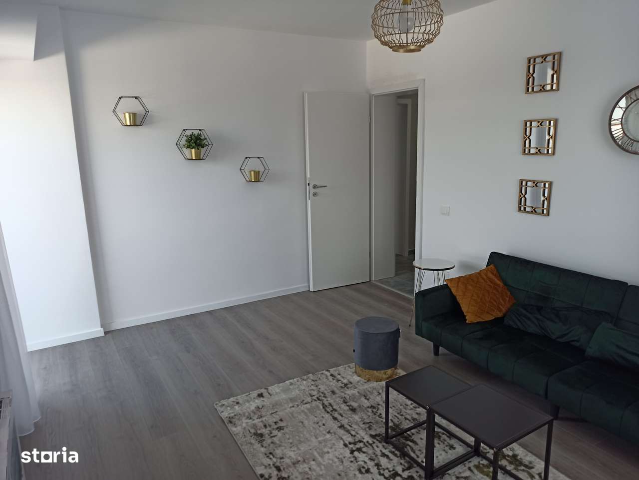 3cam.dec-2bai,2balcoane,mutare imediata,8min metrou Leonida - Imagine principală: 4/19