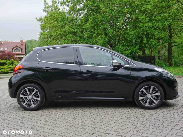 Peugeot 208 1.2 PureTech Allure S&S - 4