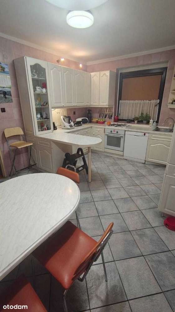 dom w zabudowie bliźniczej-3