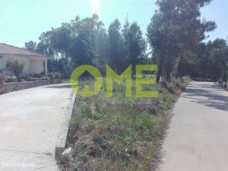 Terreno em zona de construção - Grande imagem: 4/7