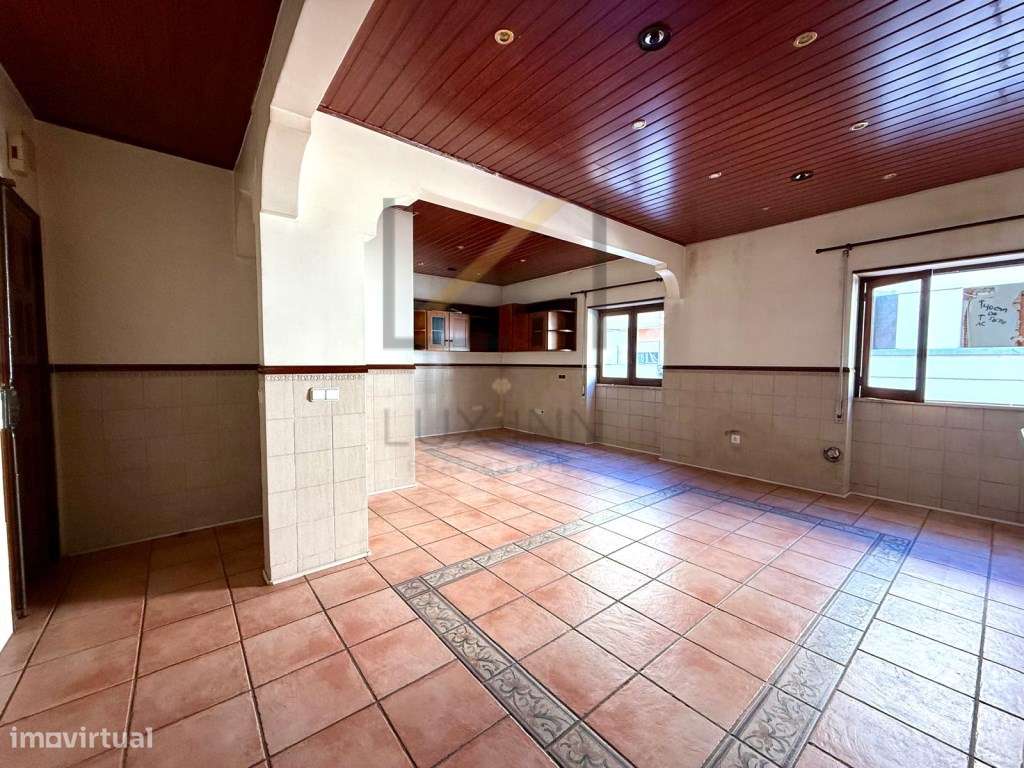 T3 com Varanda - Centro do Barreiro-1