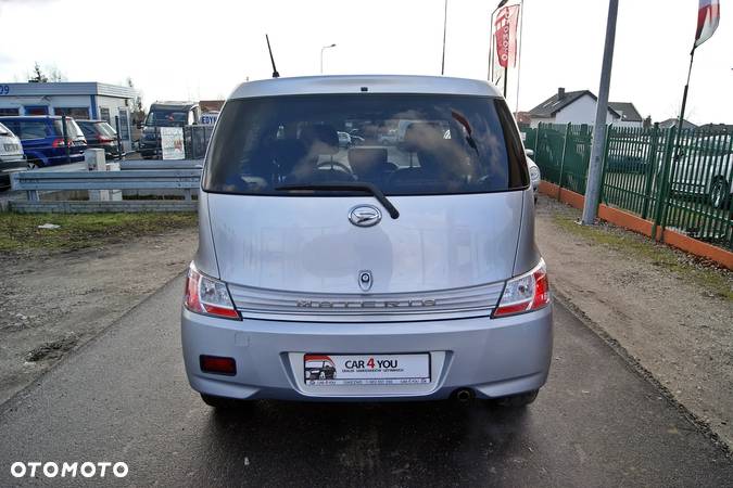 Daihatsu Materia 1.5 black edition - 8