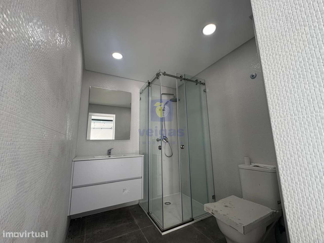 Moradia T4 C/ Piscina -  Bairro Primavera-21