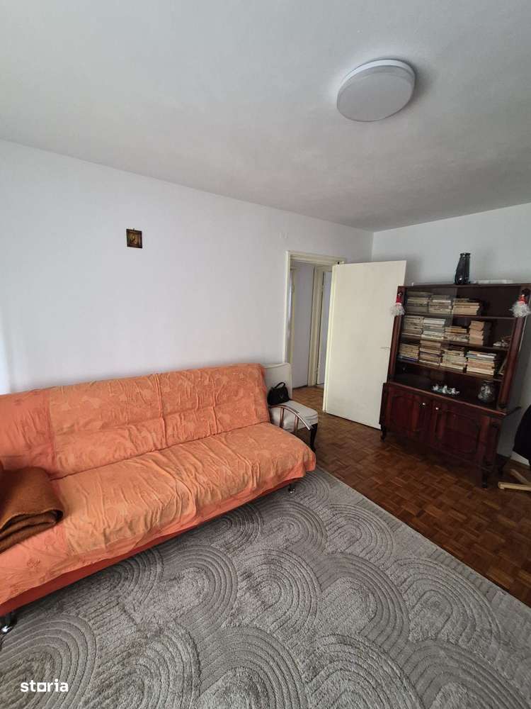 Semidecomandat (trei camere) , parter, stradal, Rovine- Supeco-0