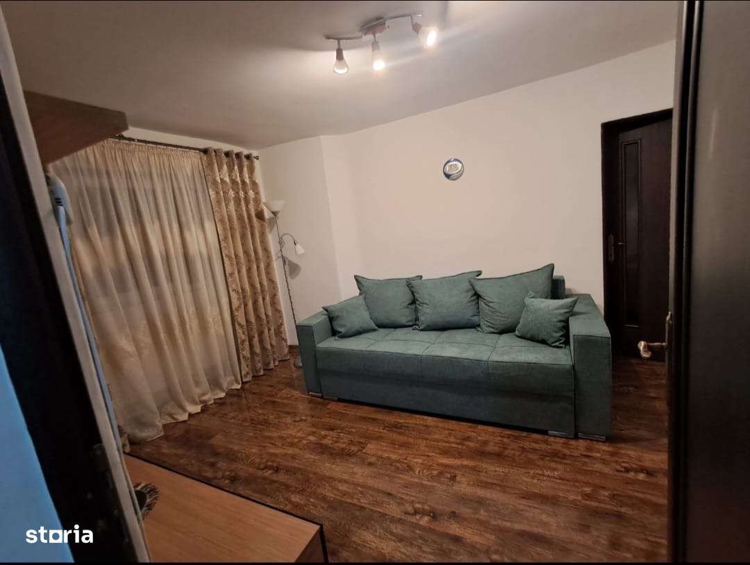 Garsoniera in M-uri-1