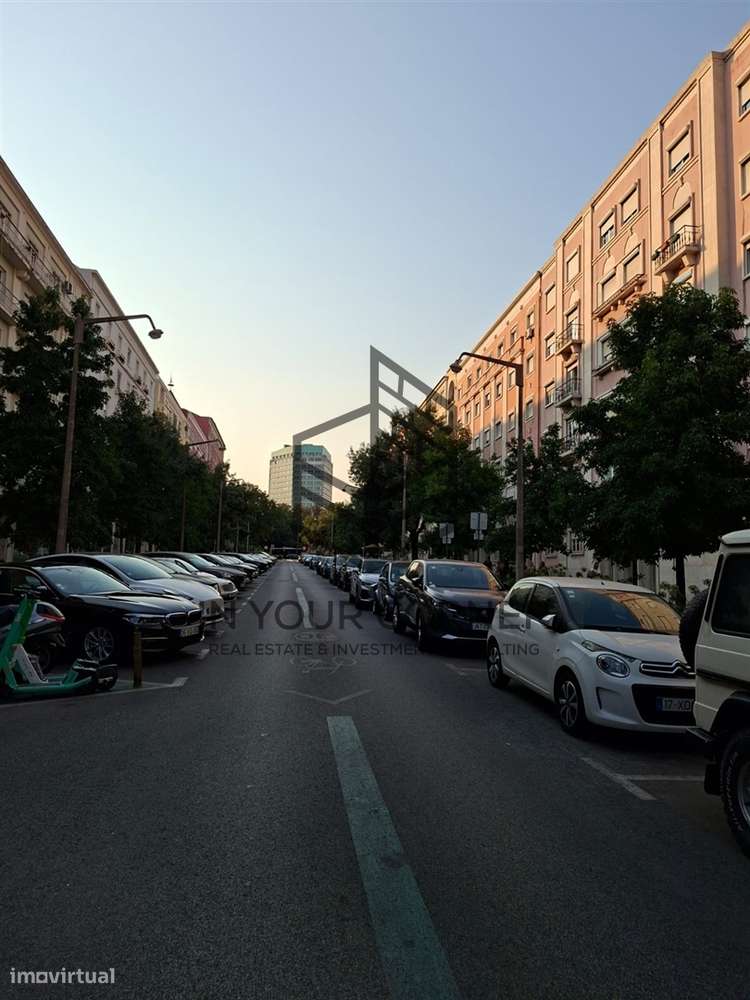 Apartamento T4 Venda em Areeiro,Lisboa-1
