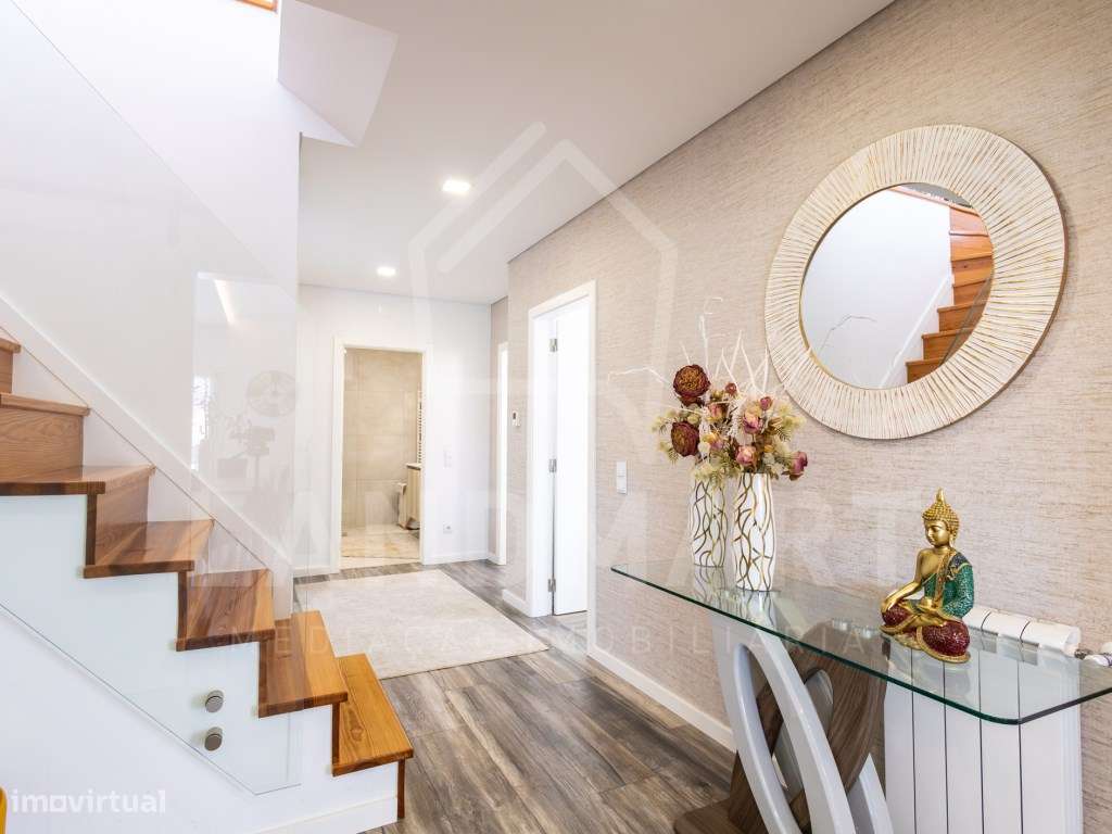 Apartamento T3 Duplex, Centro de Turquel-5