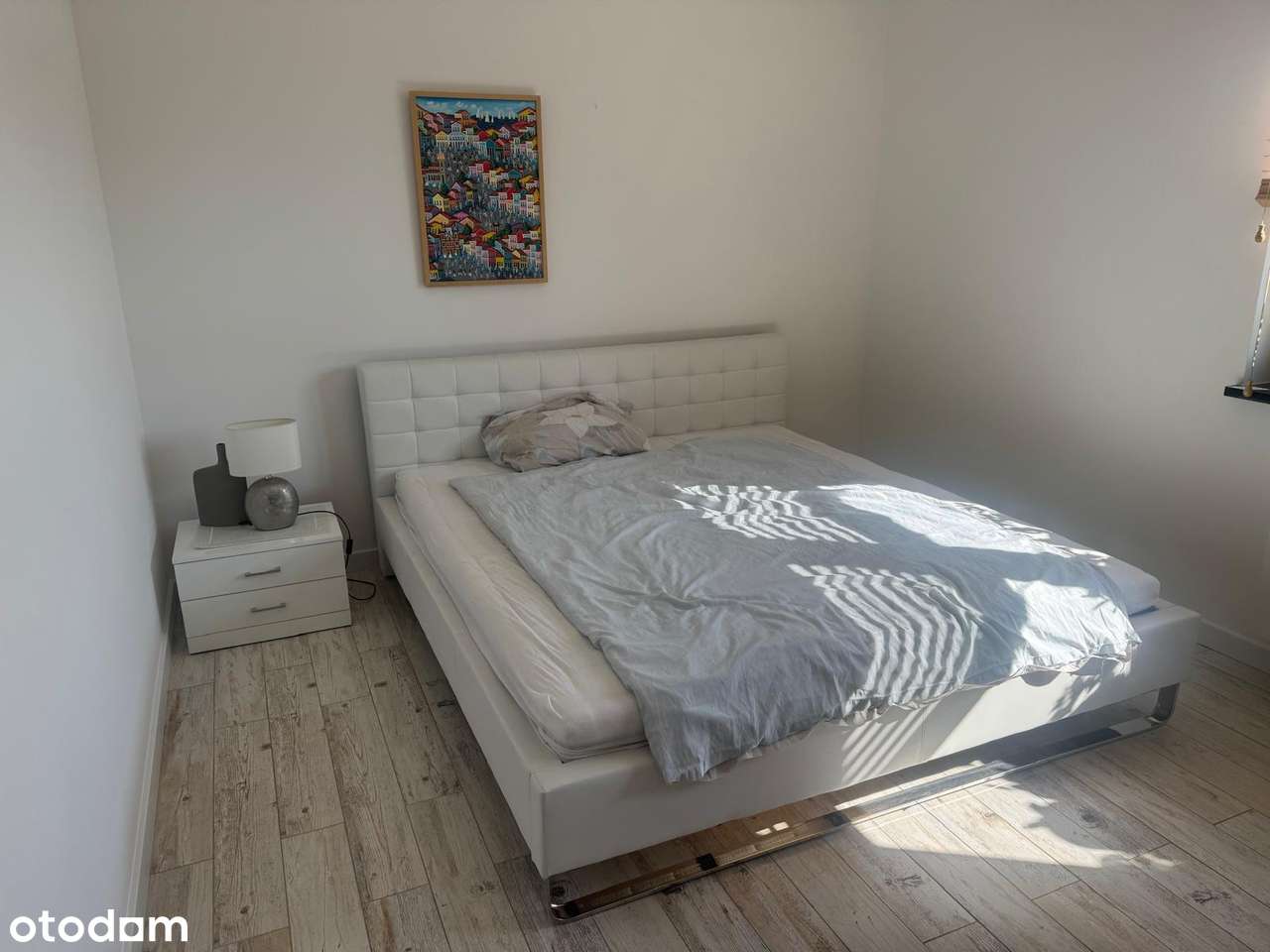 Nowoczesny dom z basenem w spokojnej okolicy - Pełny obrazek: 4/20