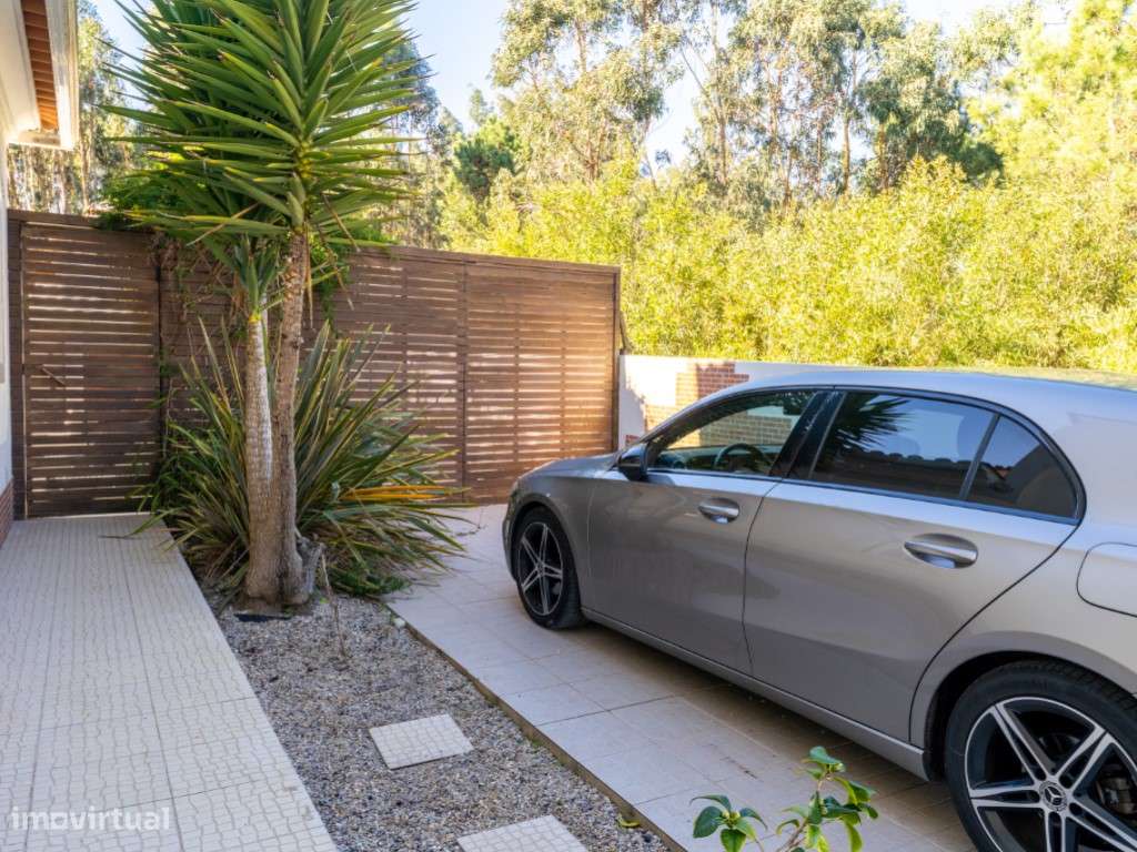 Moradia com Piscina, Jardim e Garagem no Nadadouro, Caldas da Rainha-50