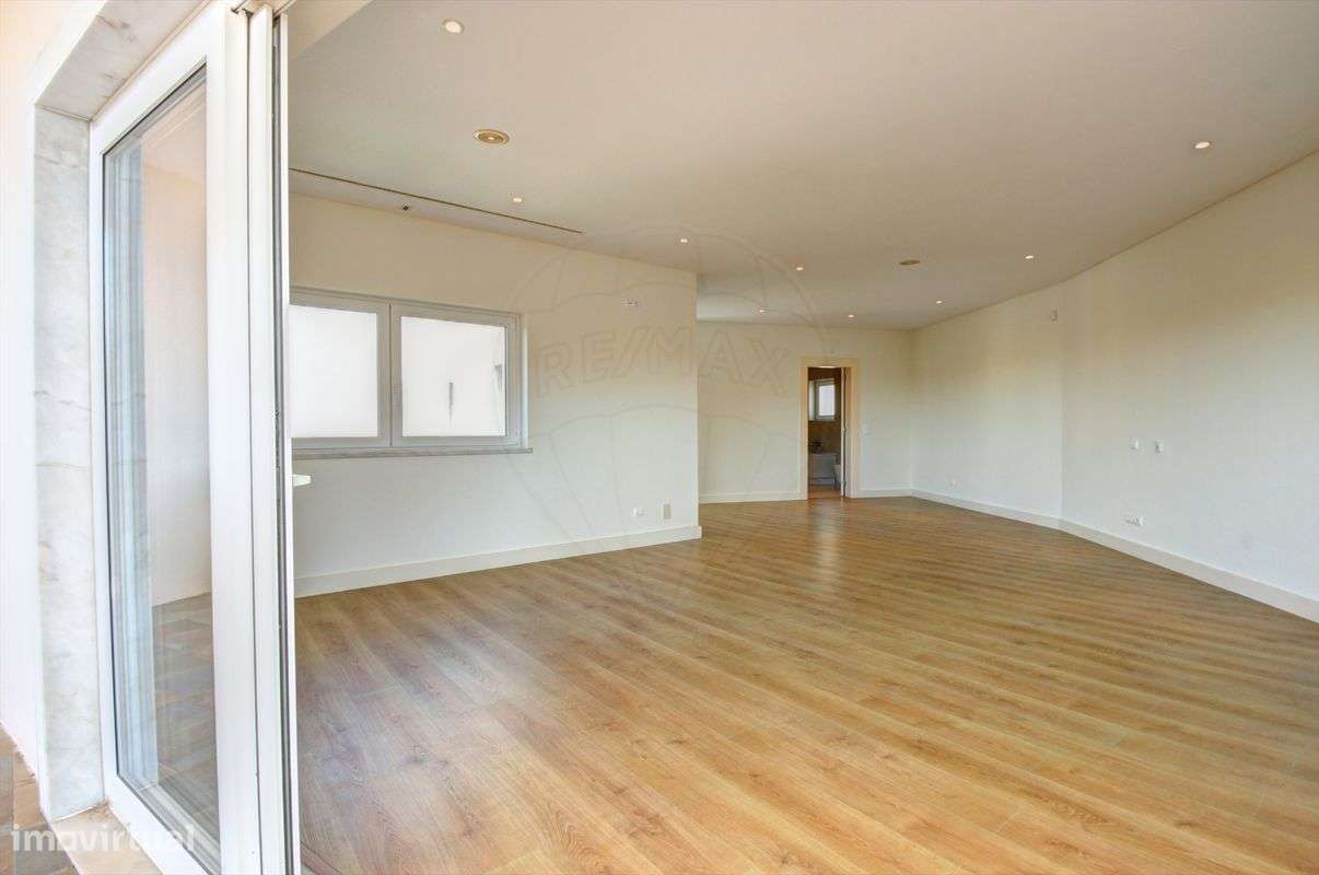 Moradia T4 para venda-31