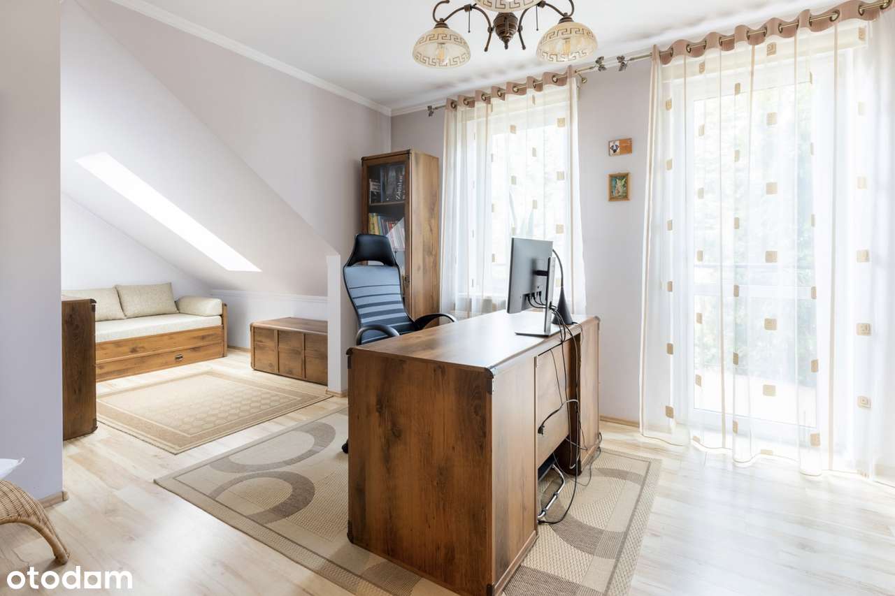 Wyjątkowy dom na sprzedaż – Chyby, ul. Cisowa (zamknięte os. Zielone)-9